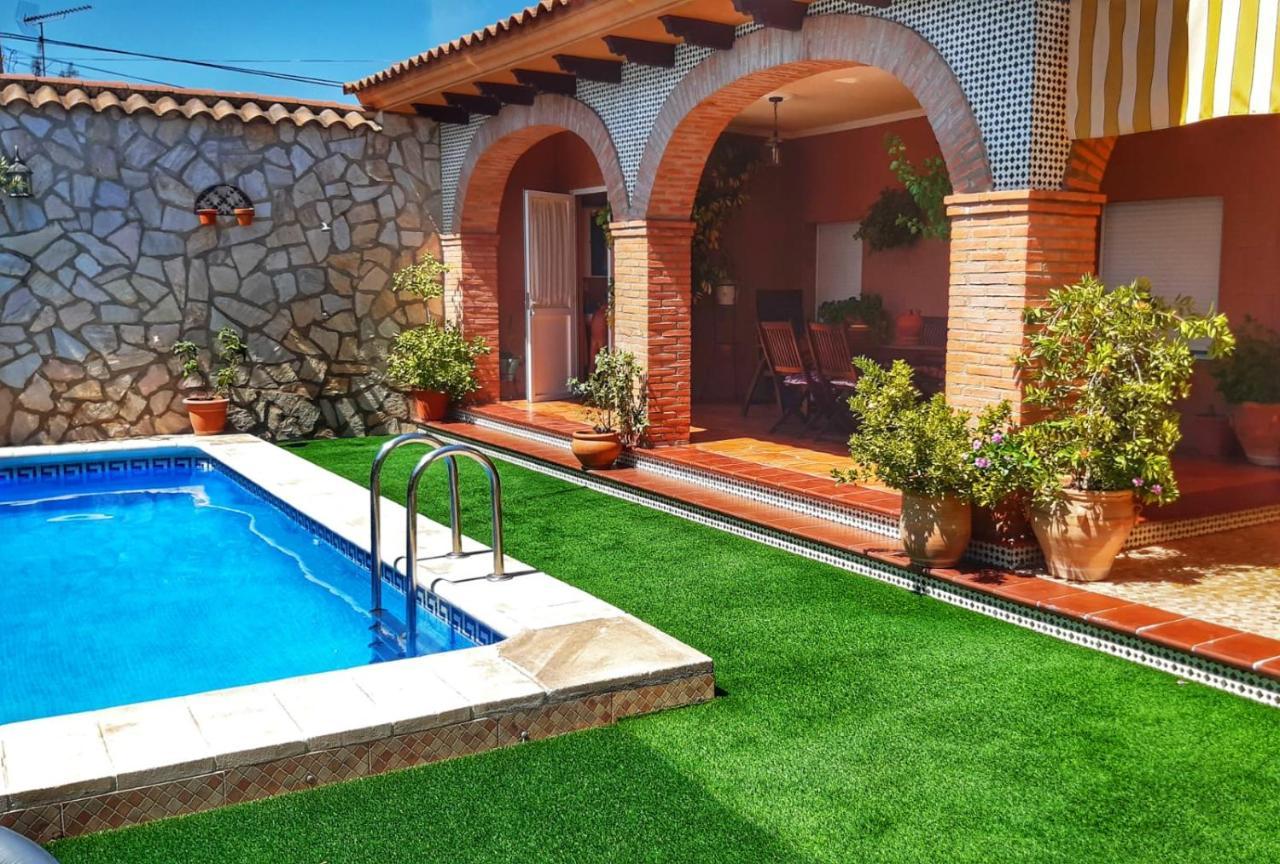 Villa Plaza del Pacifico La Bazana Jerez De Los Caballeros Esterno foto